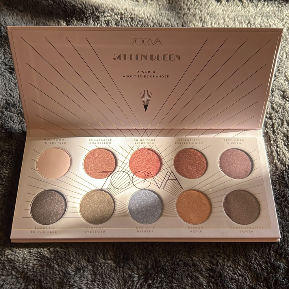Zoeva Screen Queen Eyeshadow Palette